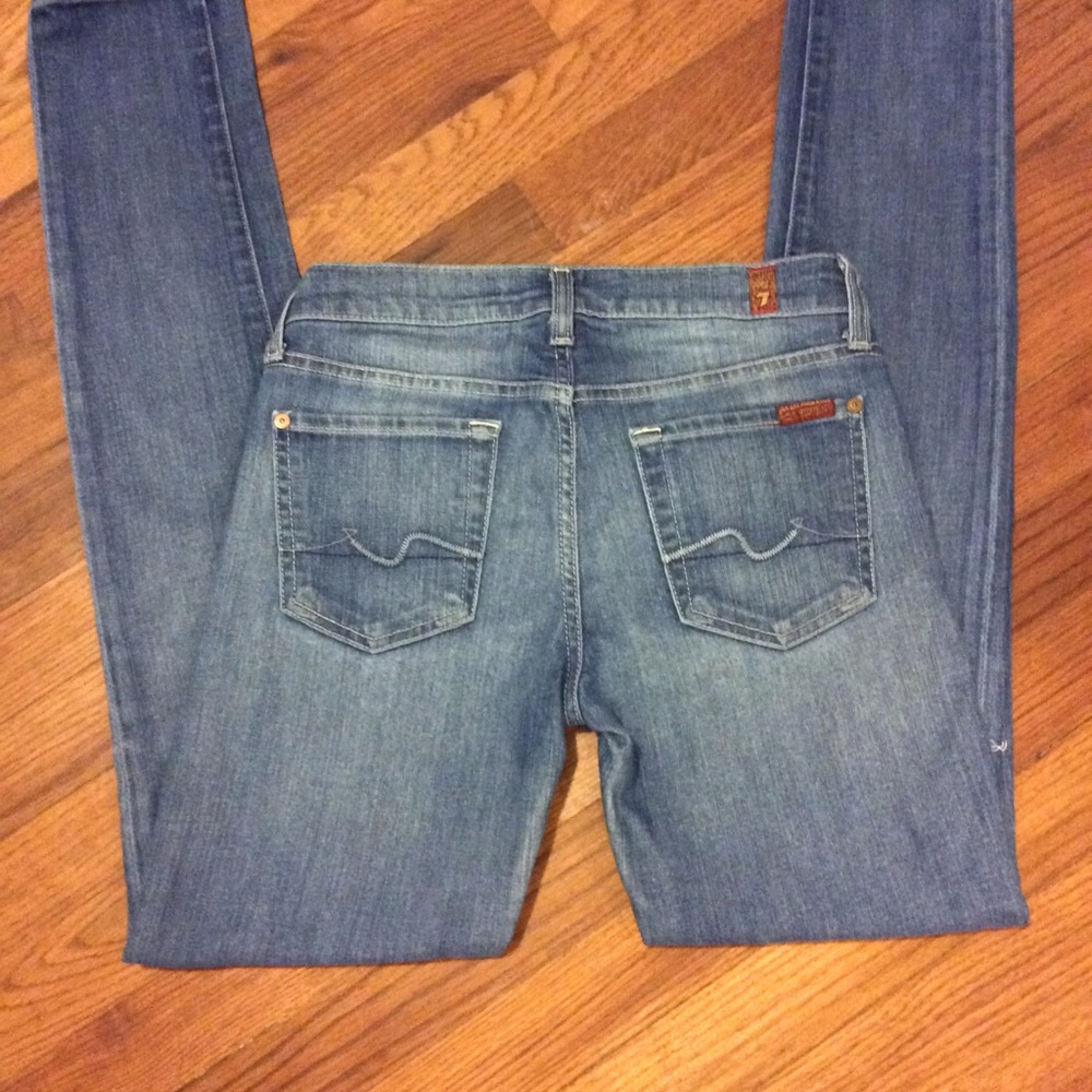 7 For All Mankind Distressed Medium Denim Jeans 24